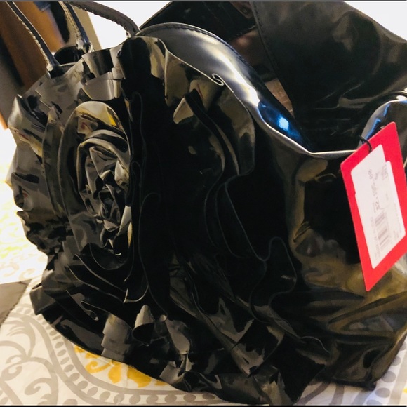 VALENTINO ROSE FLOWER Patent Leather Handbag Tote - Picture 3 of 8